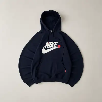 Nike Heart Swoosh Pullover Hoodie – Navy