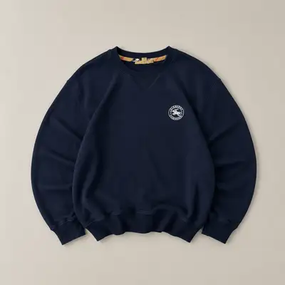 Burberry Crest Logo Crewneck Sweatshirt – Navy