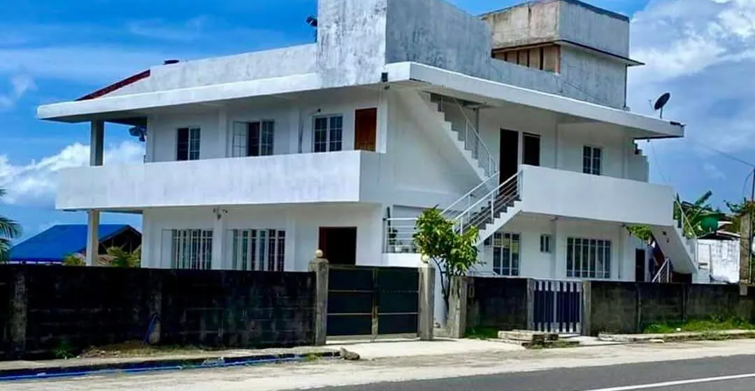 Filemon Saavedra BeachHouse