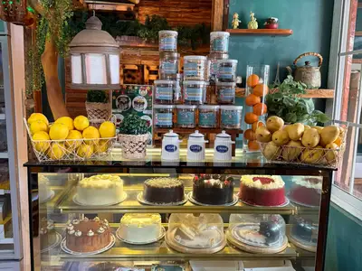 Emmsheen Cakes and Pastries Shop