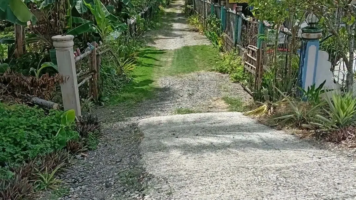 Prime Beachfront Resort Property in Malitbog