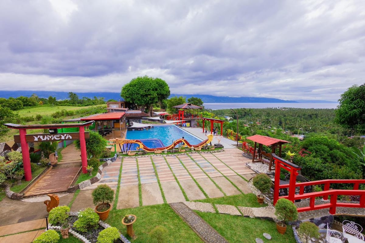 Yumeya Mountain Resort