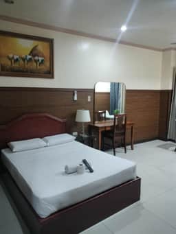 Ground Floor / Room 11-22